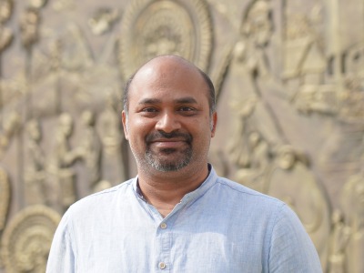 Dr. V. Senthil Kumar